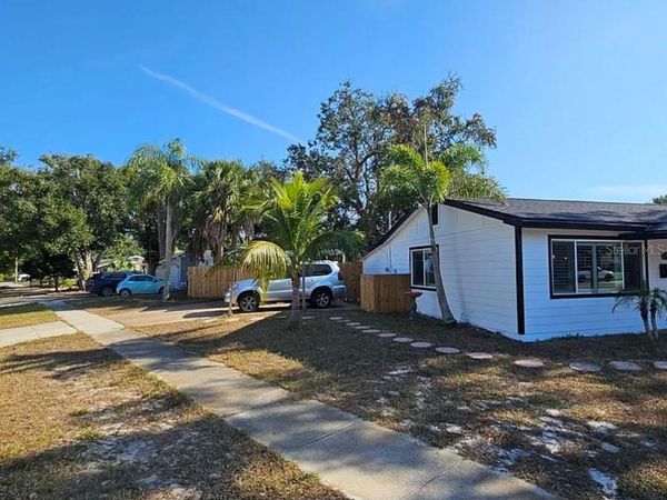 2735 BOCA CIEGA DRIVE N, ST PETERSBURG, FL 33710