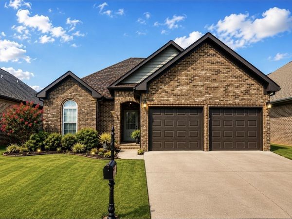 108 Willow Dr, Tuscumbia, AL 35674