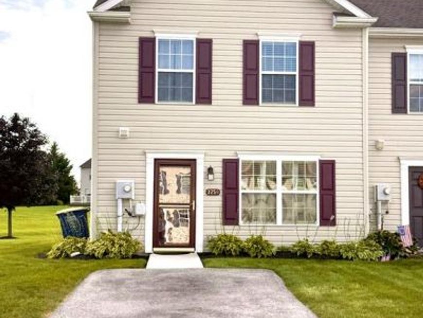 3750 Mazeland Court, Unit 32, Dover, PA 17315 Main Photo