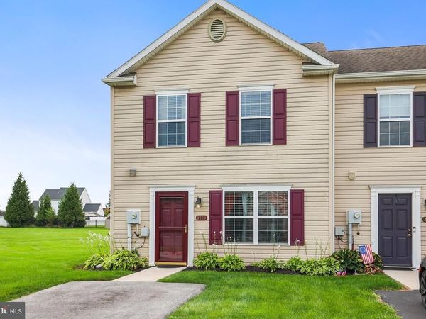 3750 MAZELAND COURT, Unit 32, DOVER, PA 17315