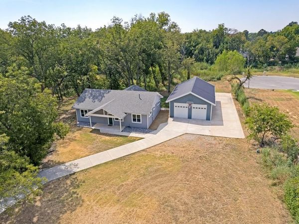2530 Flora Lane, Denison, TX 75020