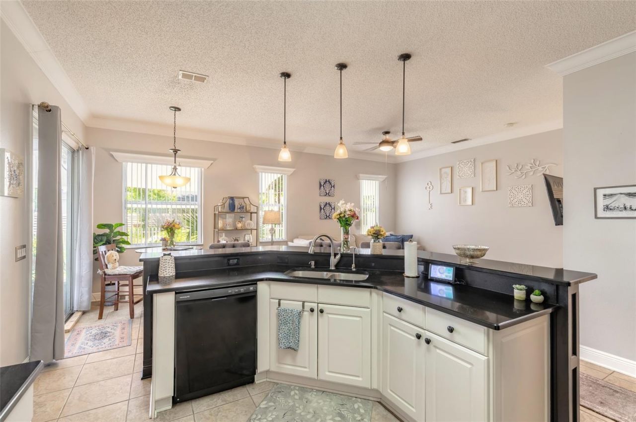 3022 Yule Tree Drive, Edgewater, FL 32141 Photo
