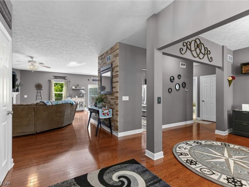 1692 Township Road 102, Dillonvale, OH 43917 Photo 16