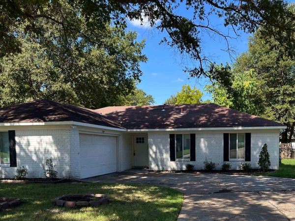 709 BELMONT DR, West Memphis, AR 72301