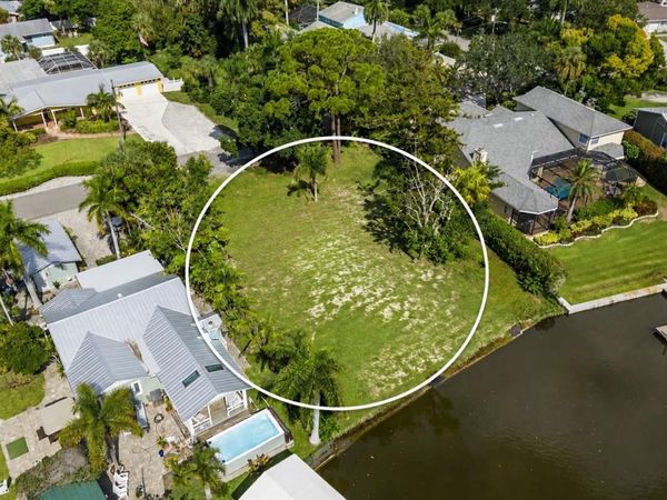 103 40TH STREET COURT NW, BRADENTON, FL 34209