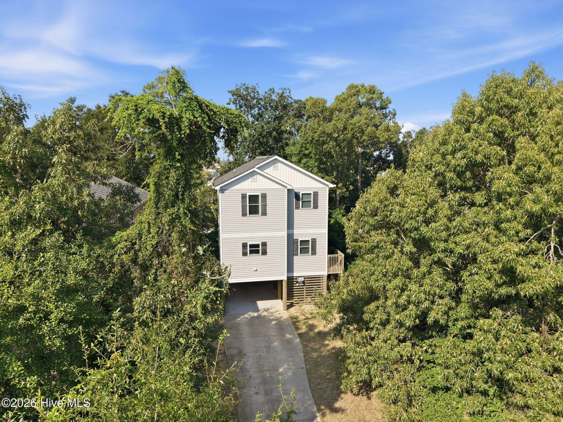 205 Lancer Court, Kill Devil Hills, NC 27948 Main Photo