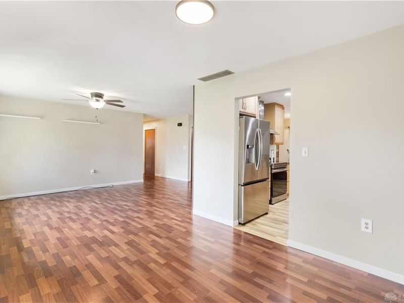 5760 Burkhardt Road, Dayton, OH 45431 Photo 11