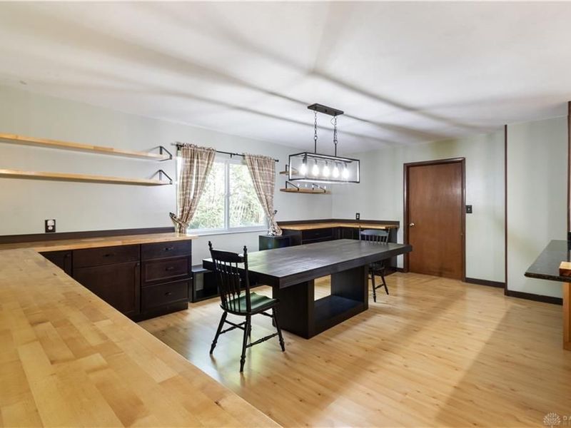 5760 Burkhardt Road, Dayton, OH 45431 Photo 12