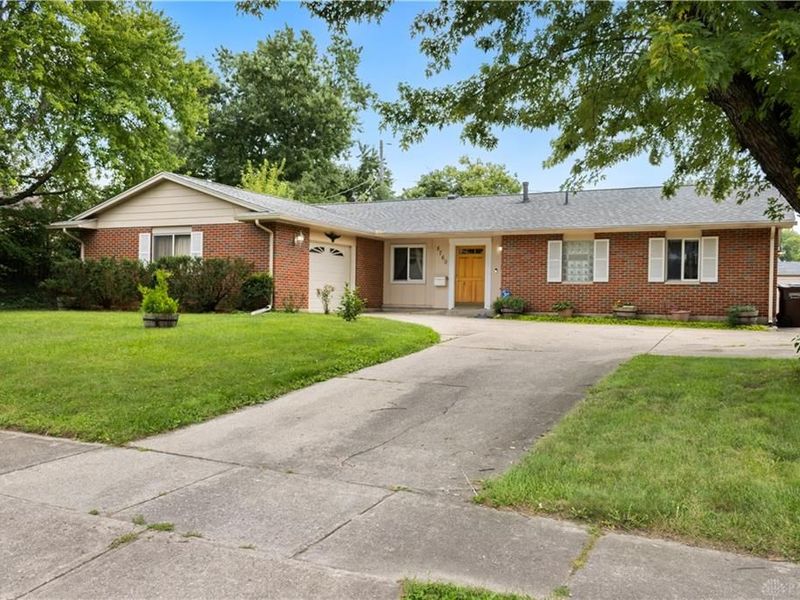 5760 Burkhardt Road, Dayton, OH 45431 Photo 2