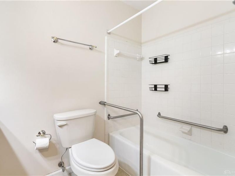5760 Burkhardt Road, Dayton, OH 45431 Photo 25