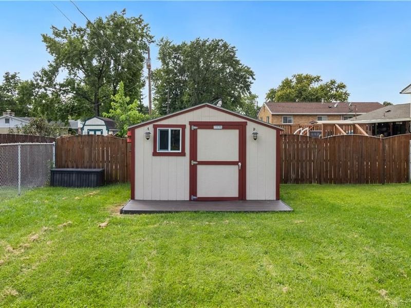 5760 Burkhardt Road, Dayton, OH 45431 Photo 37