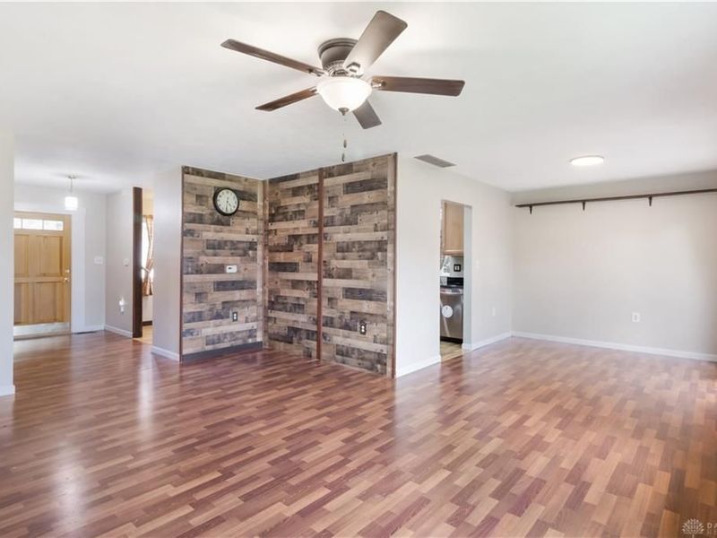 5760 Burkhardt Road, Dayton, OH 45431 Photo 7