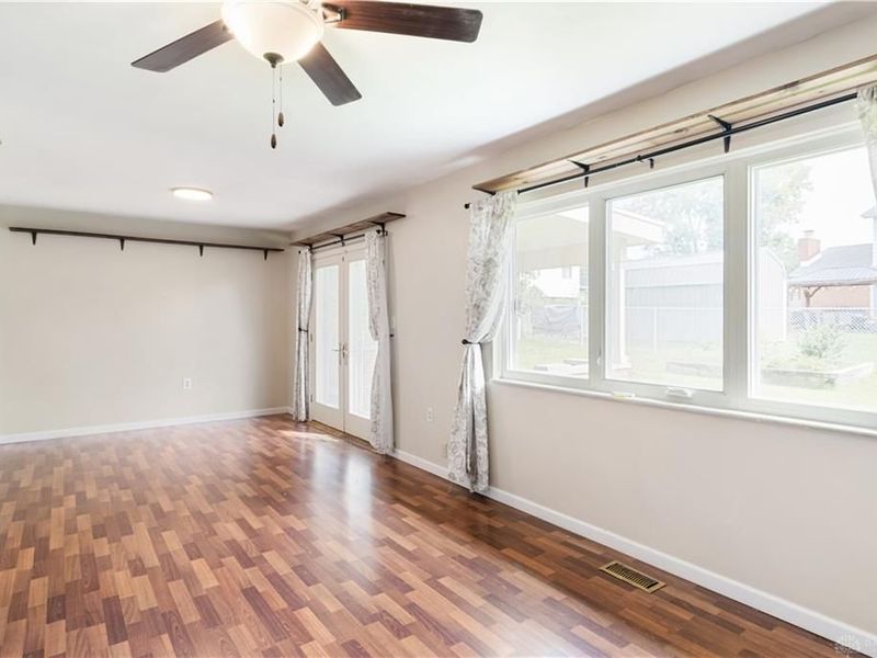 5760 Burkhardt Road, Dayton, OH 45431 Photo 8