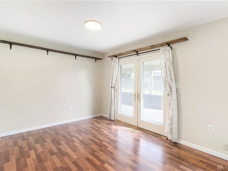 5760 Burkhardt Road, Dayton, OH 45431 Photo 9