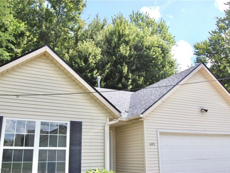 6373 Jefferson, North Ridgeville, OH 44039 Photo 2