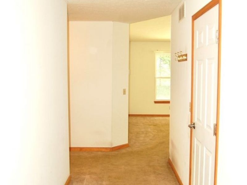 6373 Jefferson, North Ridgeville, OH 44039 Photo 3