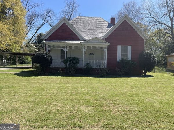 379 West Avenue, Jackson, GA 30233
