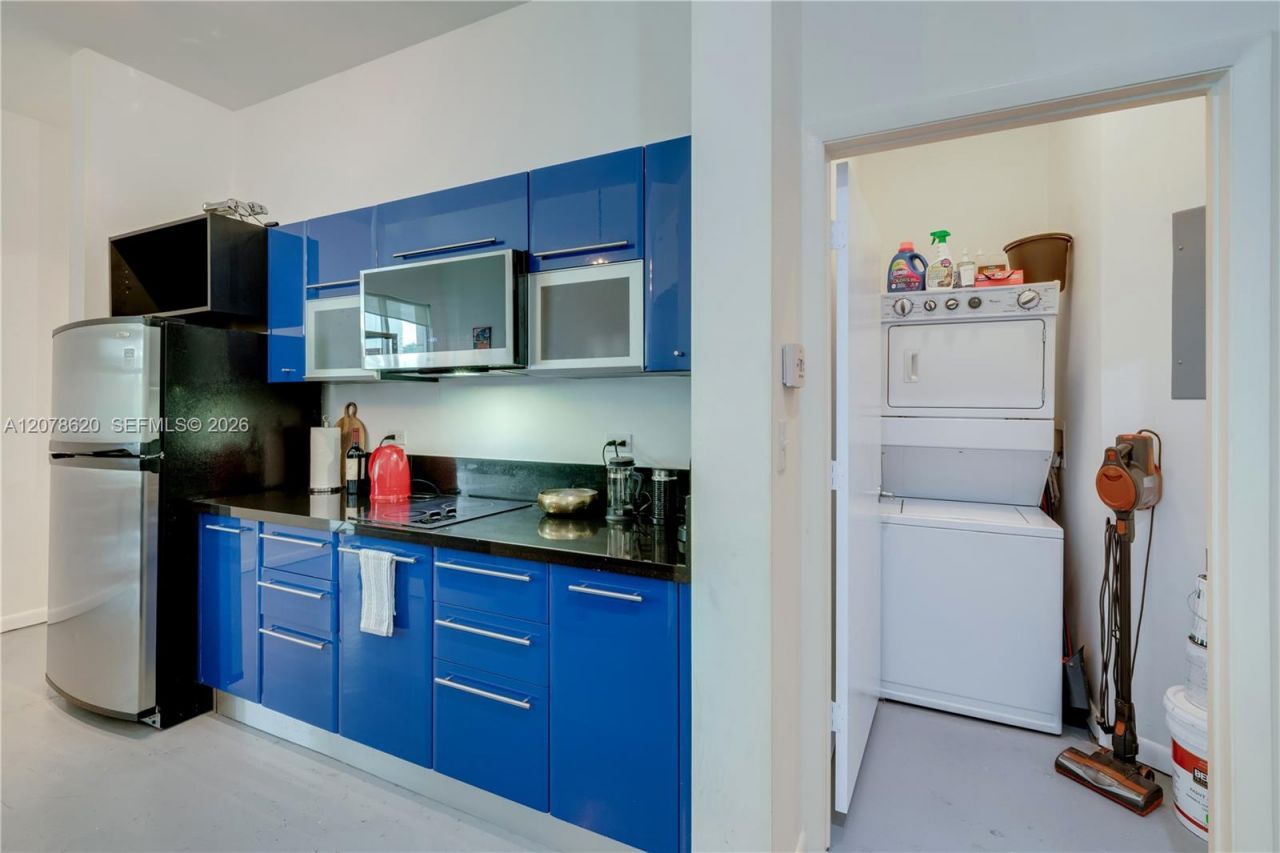 253 NE 2nd St , Unit 228, Miami, FL 33132 Photo