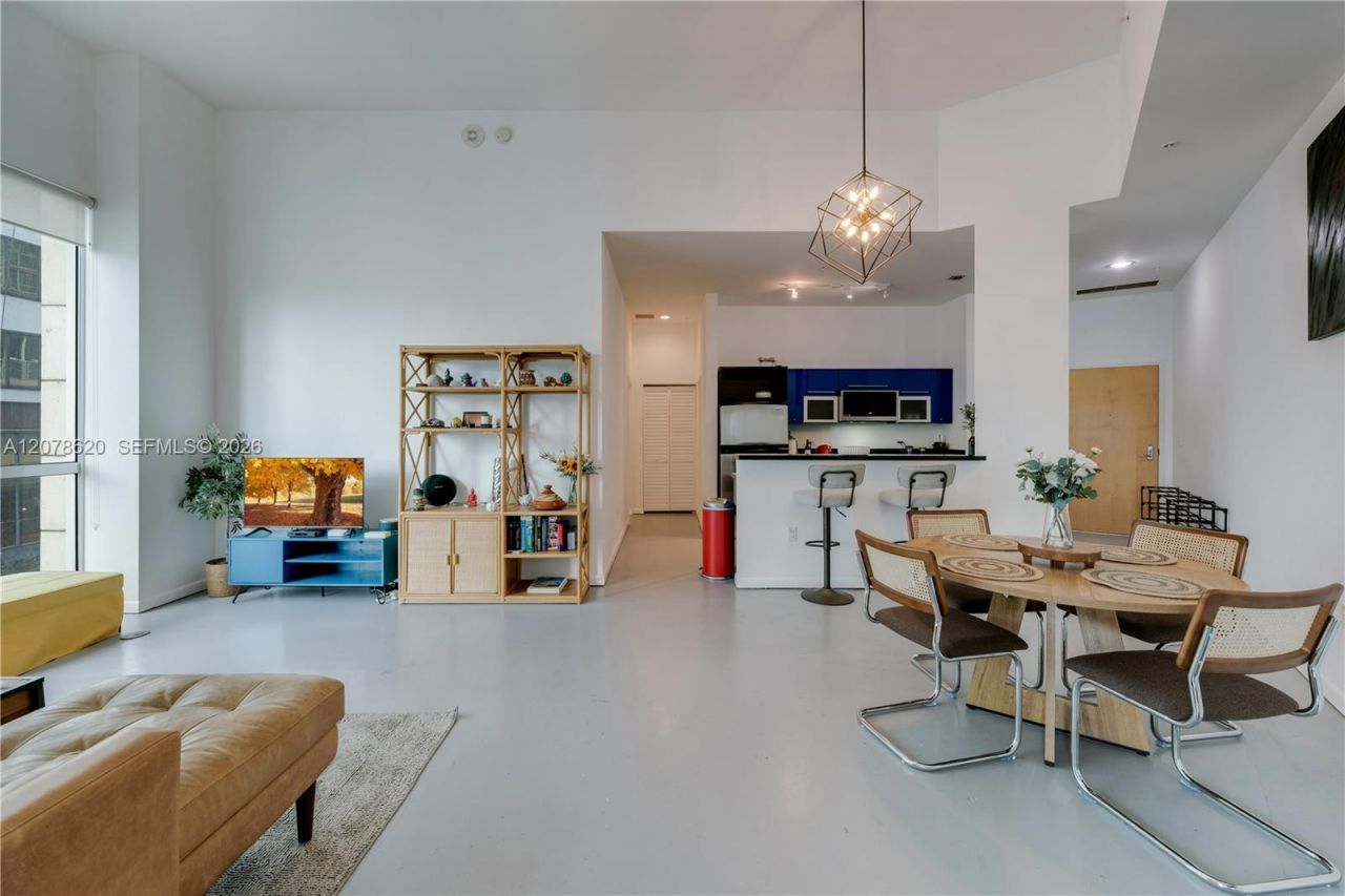 253 NE 2nd St , Unit 228, Miami, FL 33132 Photo