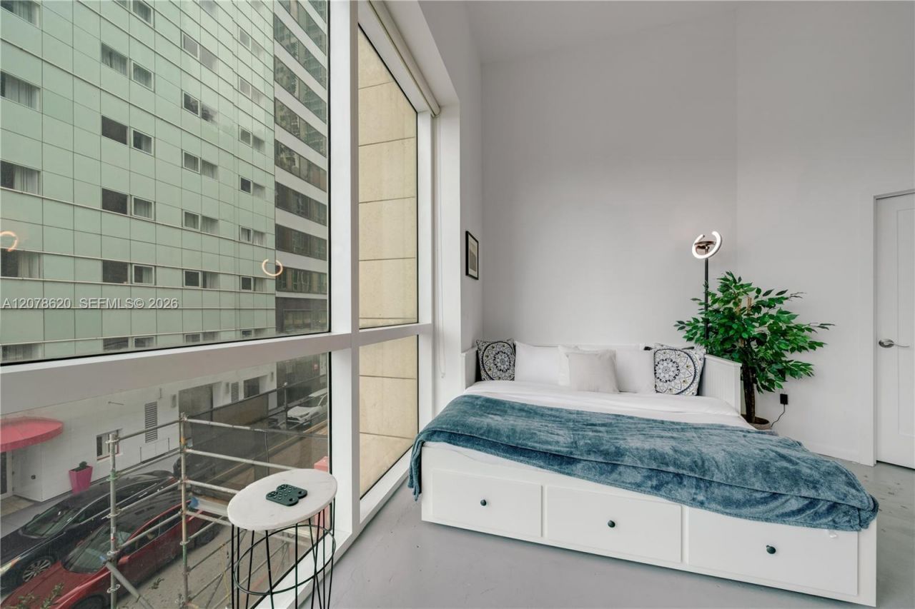 253 NE 2nd St , Unit 228, Miami, FL 33132 Photo