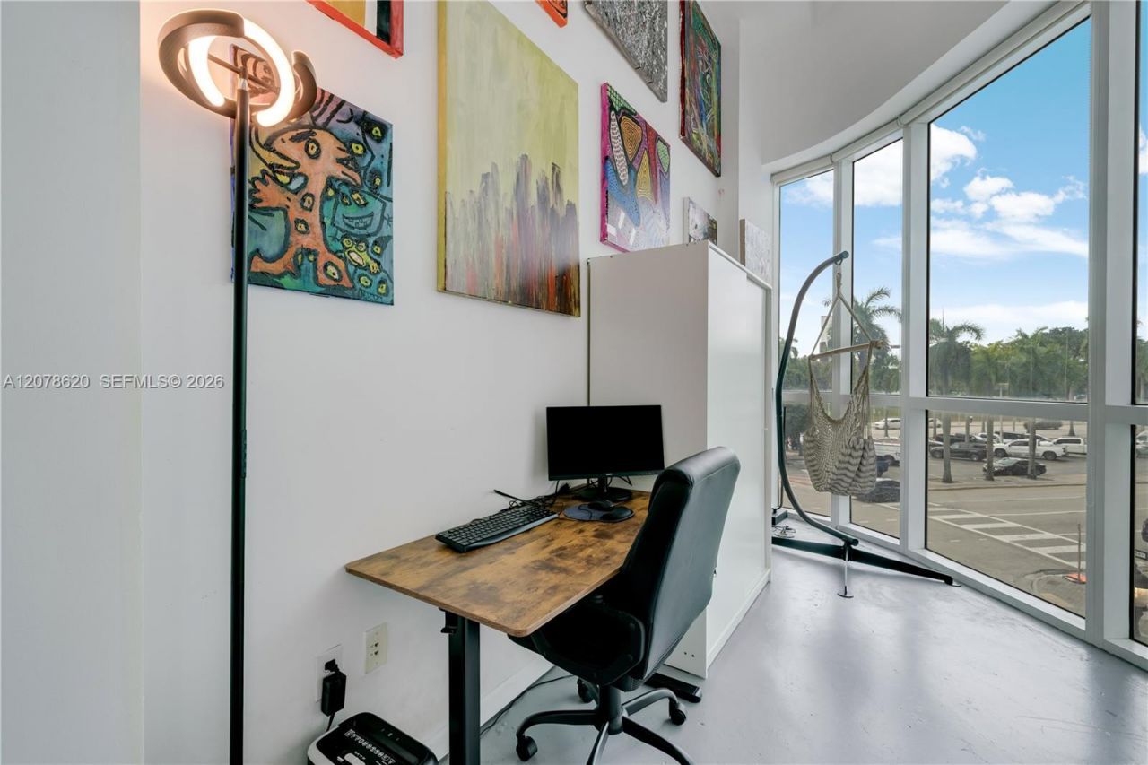 253 NE 2nd St , Unit 228, Miami, FL 33132 Photo