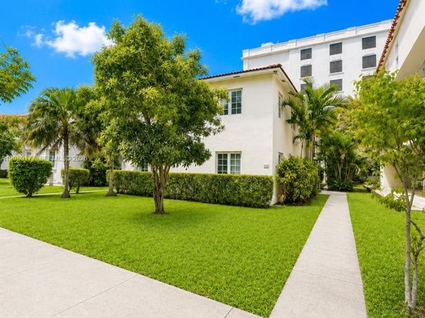 215 Sidonia Ave , Coral Gables, FL 33134