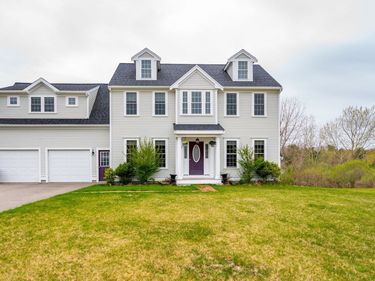 8 Bog View Rd, Kingston, MA 02364
