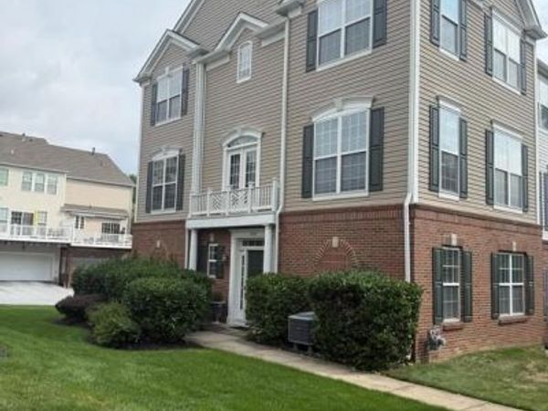 2009 GARRISON DRIVE , CHESTER SPRINGS, PA 19425
