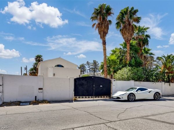 4425 Sunflower Avenue, Las Vegas, NV 89120