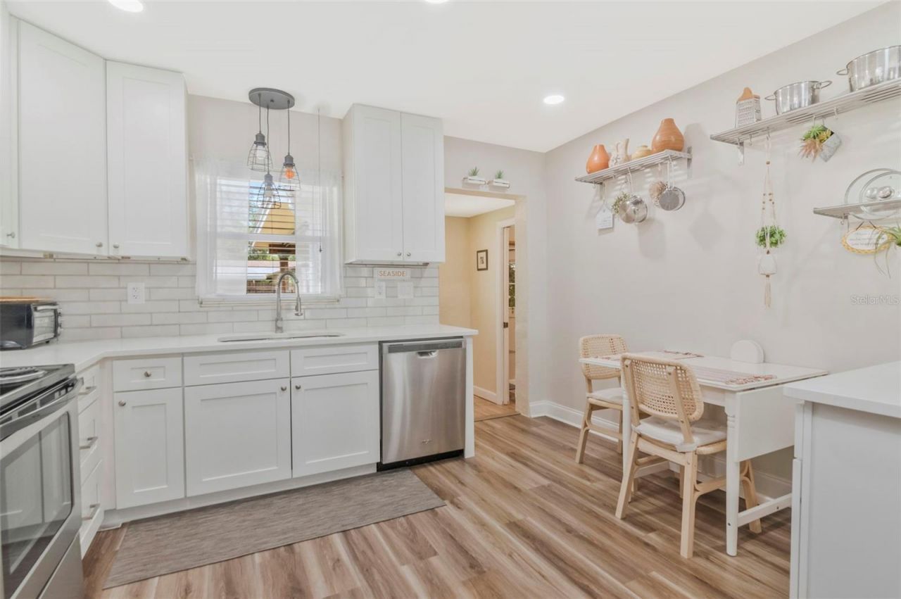 1928 Springtime Avenue , Clearwater, FL 33755 Photo