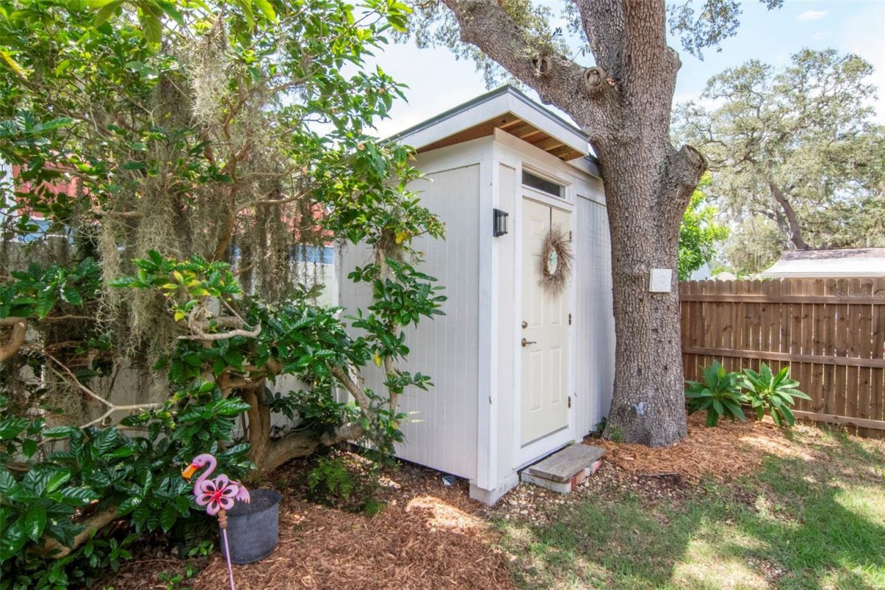 1928 Springtime Avenue , Clearwater, FL 33755 Photo