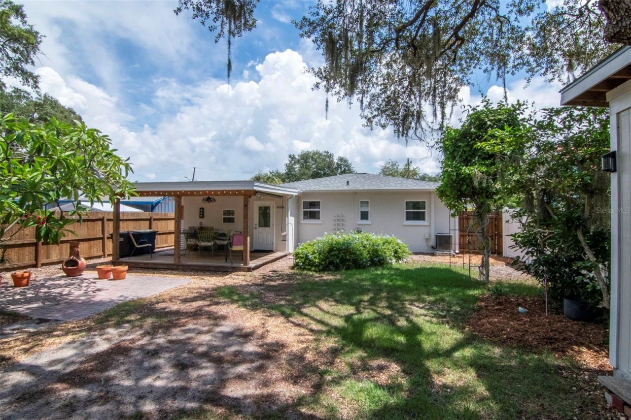 1928 Springtime Avenue , Clearwater, FL 33755 Photo