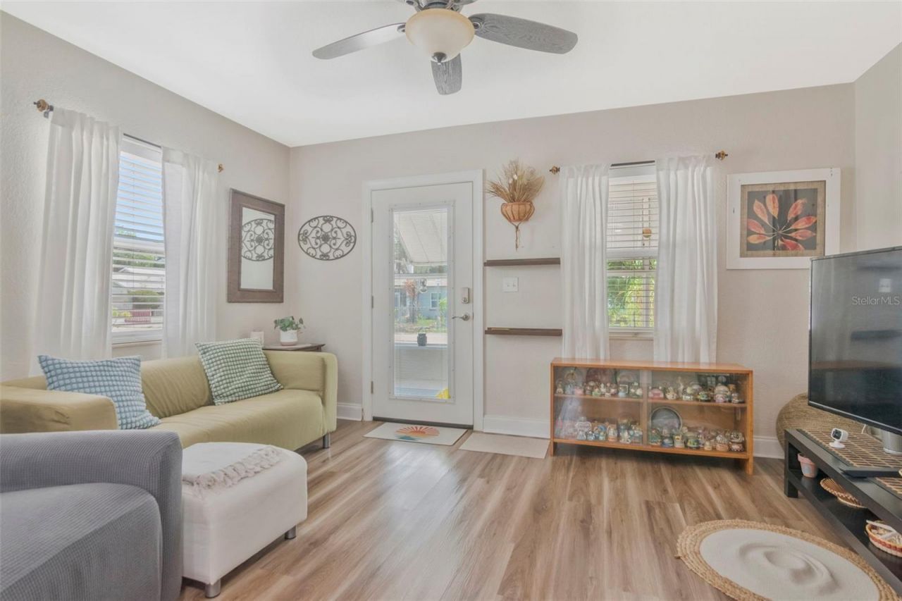 1928 Springtime Avenue , Clearwater, FL 33755 Photo