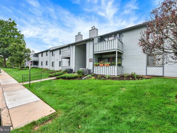 1004 DOGWOOD COURT, LANSDALE, PA 19446