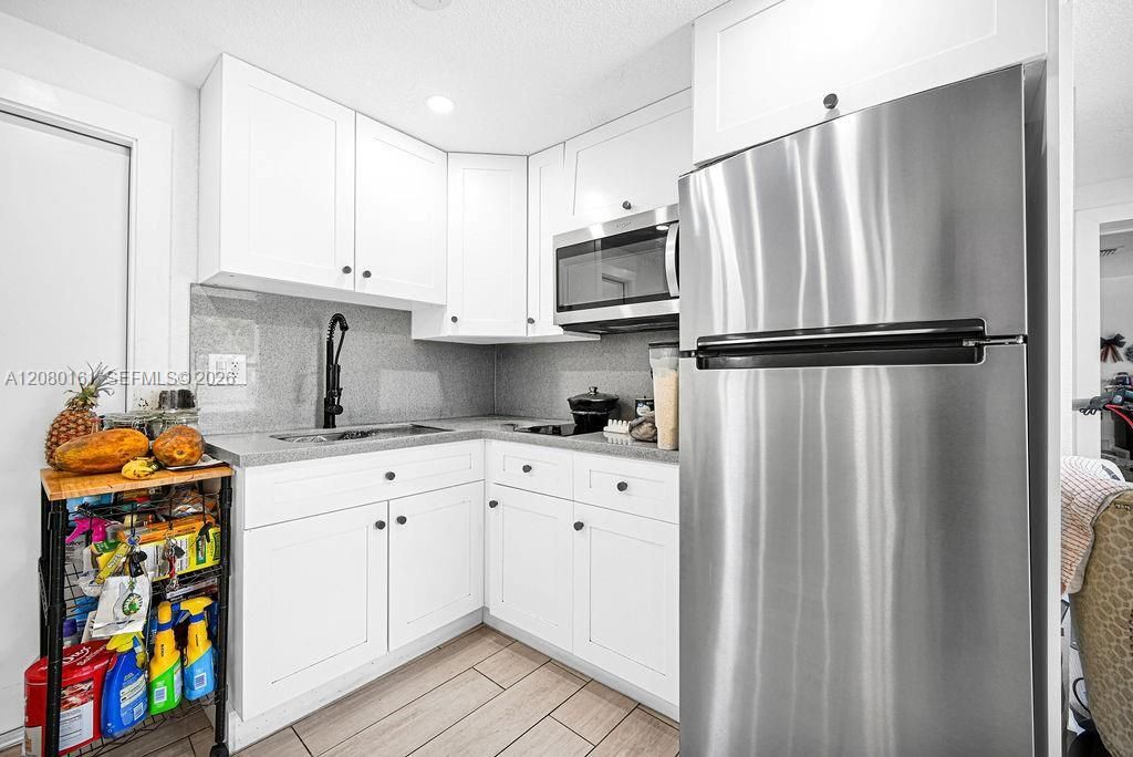6501 SW 4th St , Unit B, Miami, FL 33144 Photo
