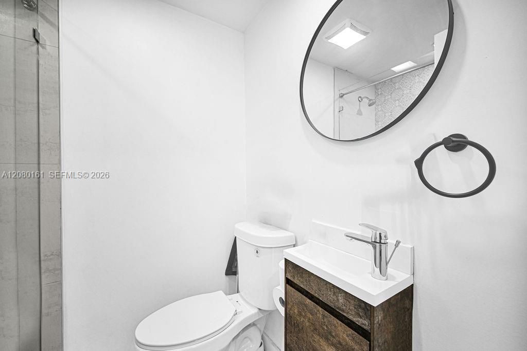 6501 SW 4th St , Unit B, Miami, FL 33144 Photo