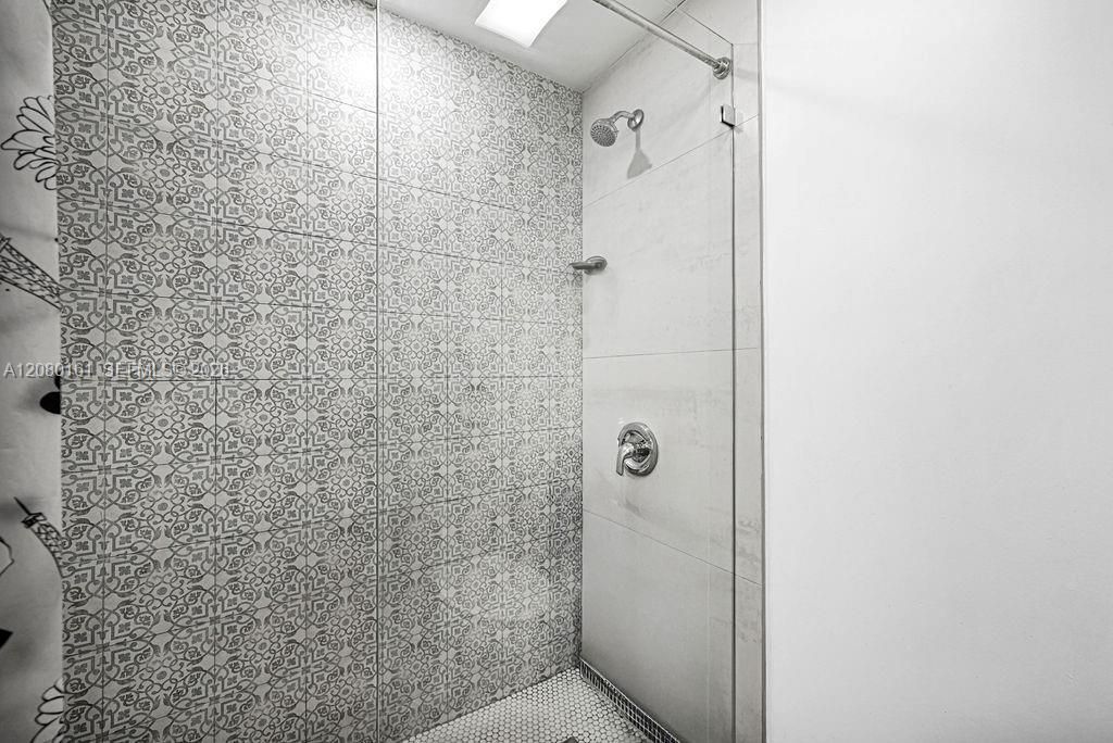6501 SW 4th St , Unit B, Miami, FL 33144 Photo