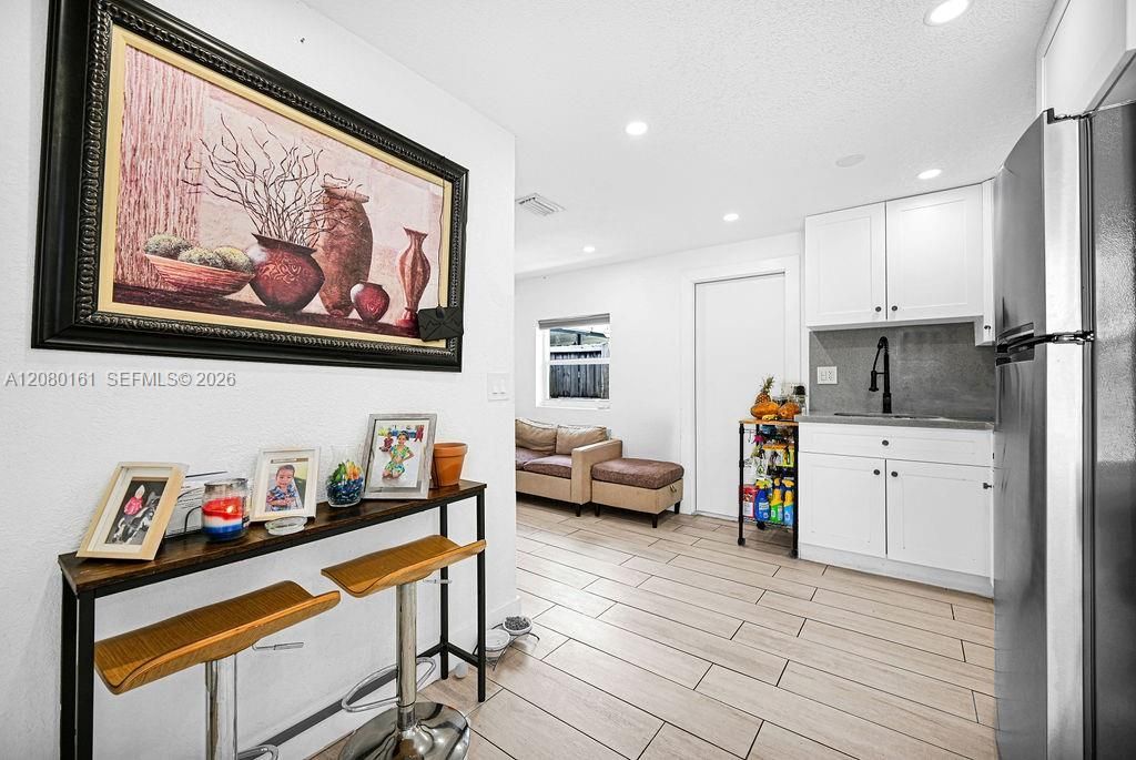 6501 SW 4th St , Unit B, Miami, FL 33144 Photo