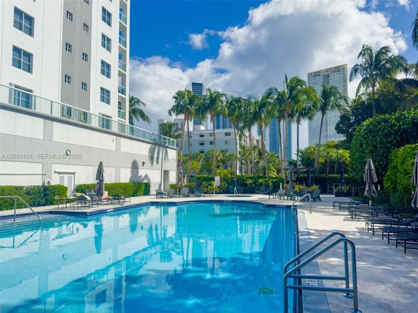 17050 W Bay Rd , Unit 405, Sunny Isles Beach, FL 33160
