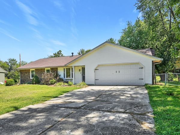 1105 Brookside Lane , Plainfield, IN 46168