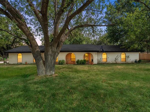 739 N Old Robinson Road, Robinson, TX 76706