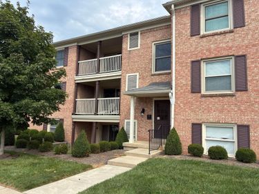892 Chatham Lane , Unit W, Columbus, OH 43221