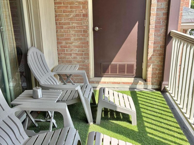 892 Chatham Lane , Unit W, Columbus, OH 43221 Photo 22