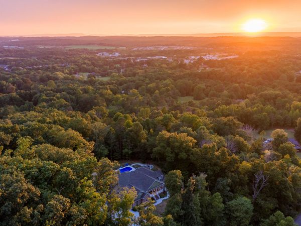 7035 Forest Spring Lane, Ooltewah, TN 37363