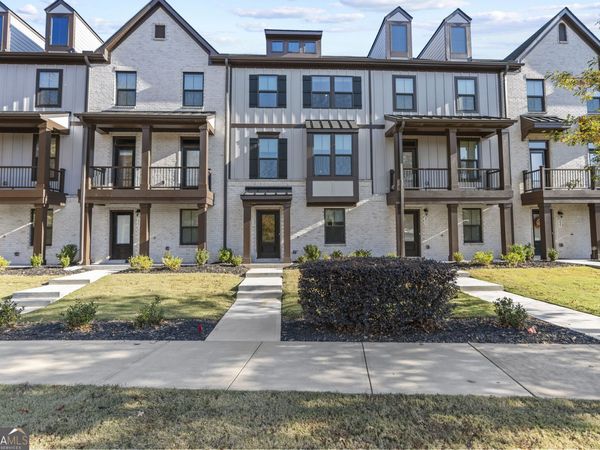 205 Climbing Ivy Circle, Fayetteville, GA 30214