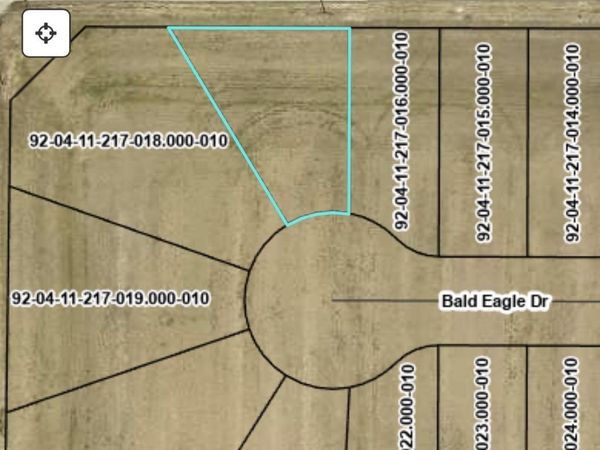 1060 Bald Eagle Drive, Churubusco, IN 46723