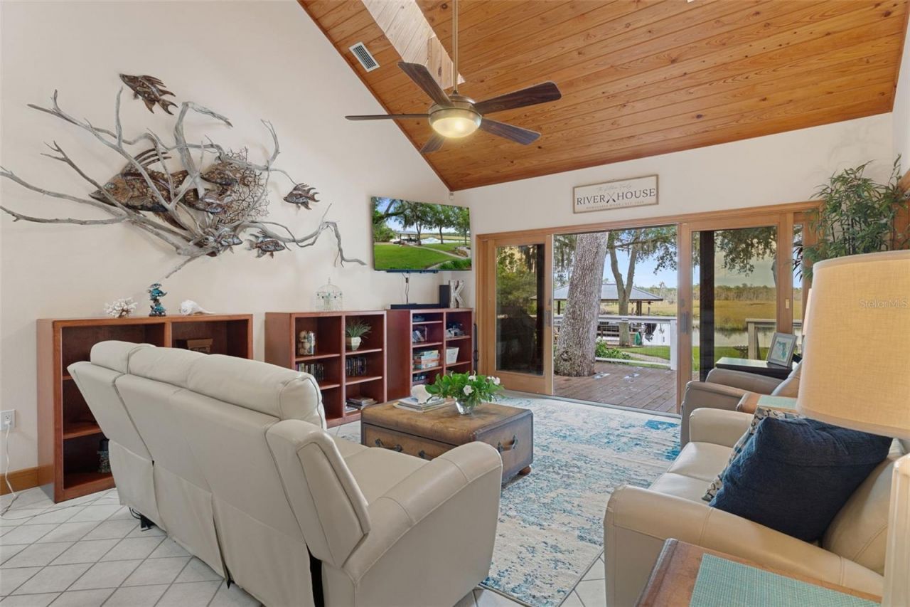 6085 S Royal Drive , Homosassa, FL 34448 Photo