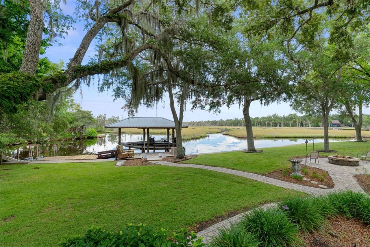 6085 S Royal Drive , Homosassa, FL 34448 Photo