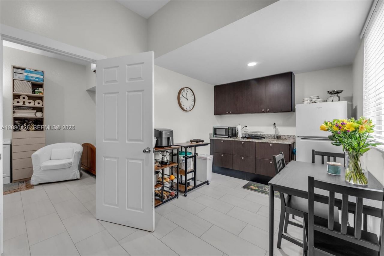 14221 SW 28th St, Miami, FL 33175 Photo