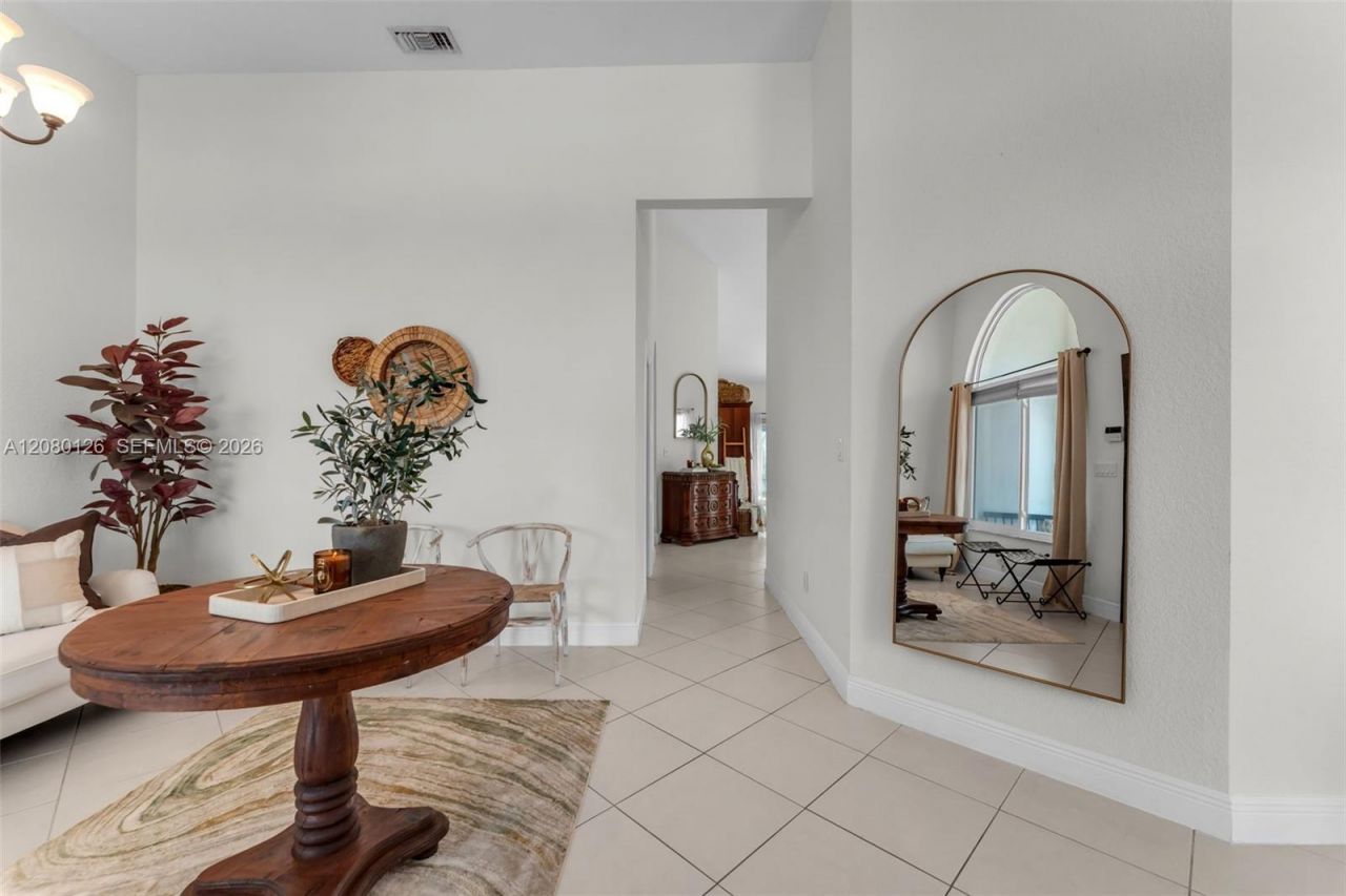 14221 SW 28th St, Miami, FL 33175 Photo